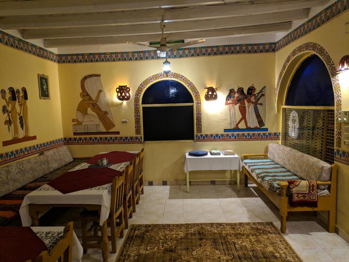 Elphardous Hotel Luxor Exterior foto